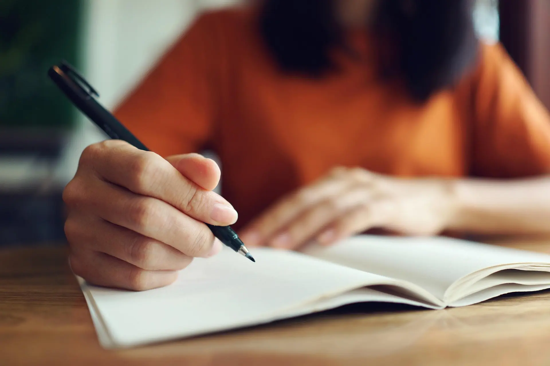 چیکار کنیم مهارت نوشتن را بهتر کنیم؟