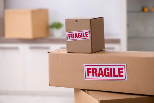 چیکار کنیم وسایل شکستنی قبل از مهمانی جمع شوند؟