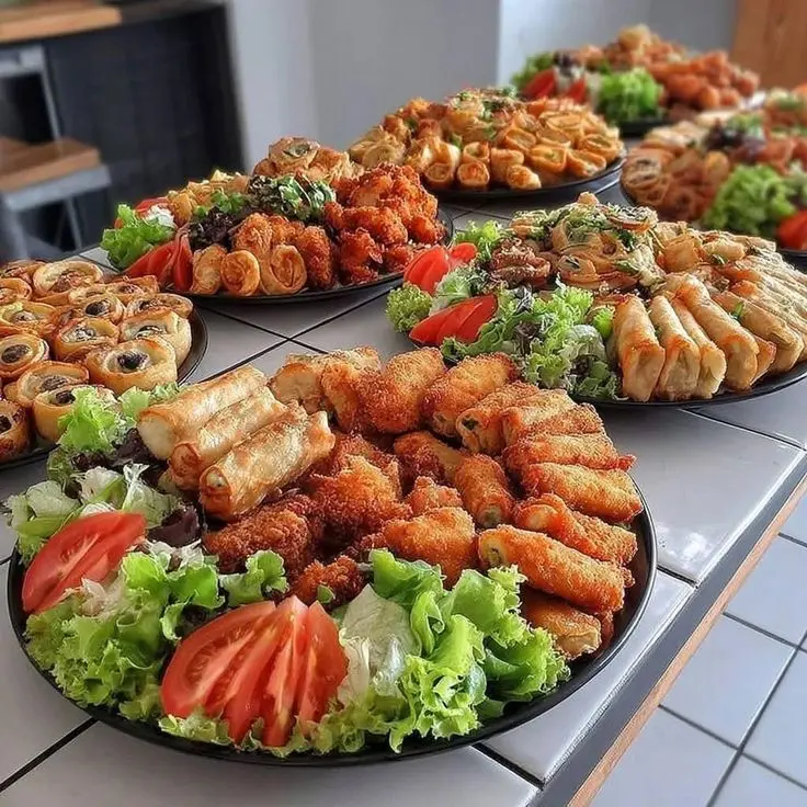 غذاهای متنوع برای مهمانی