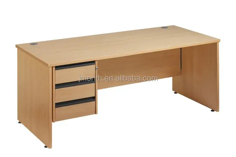 میز کار مدرن با طراحی ساده و فضای کافی برای کار و مطالعه کنار پنجره