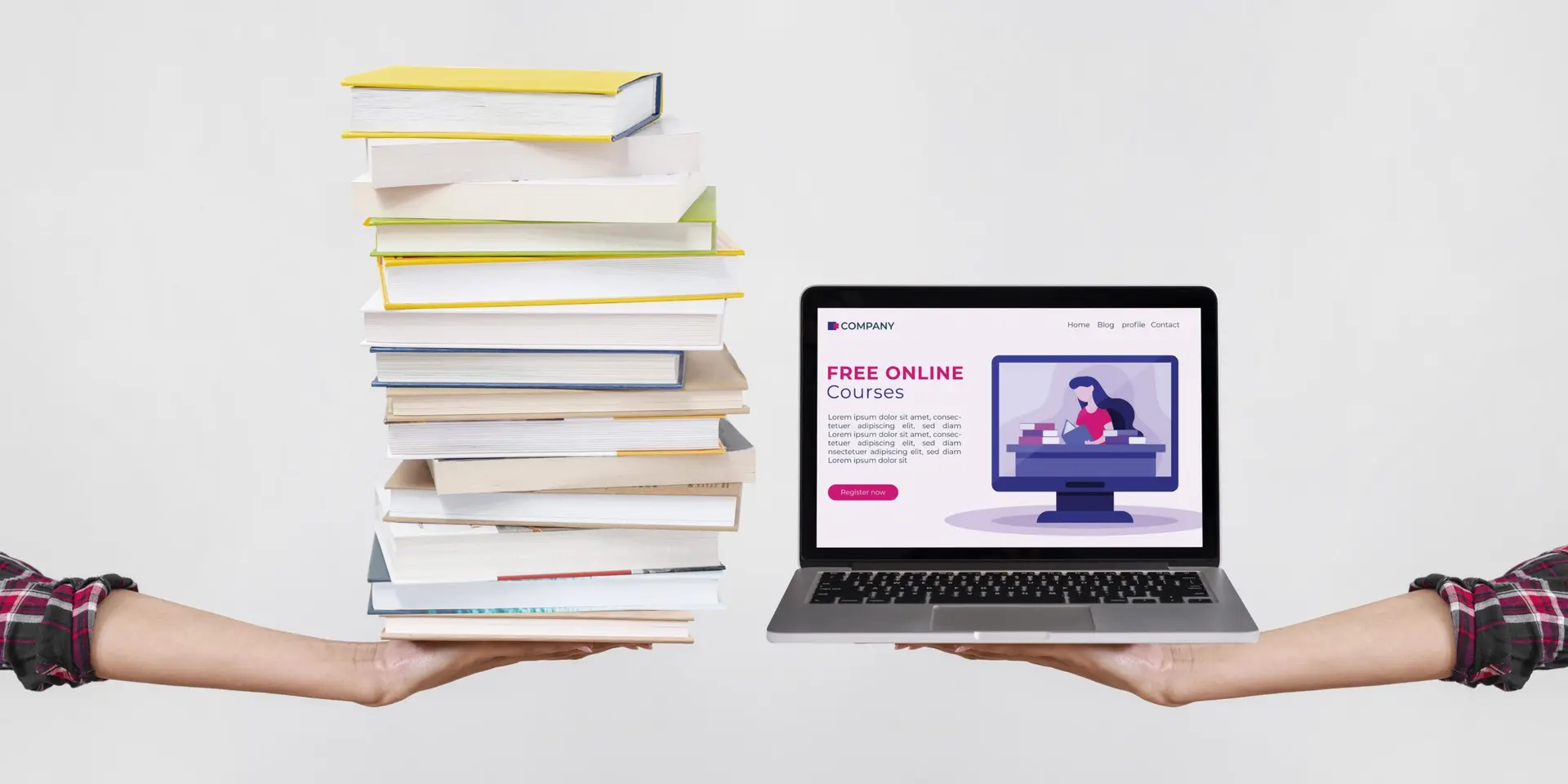 کتاب‌های آموزشی کنار لپ‌تاپ برای نشان دادن آموزش‌های خرید اینترنتی