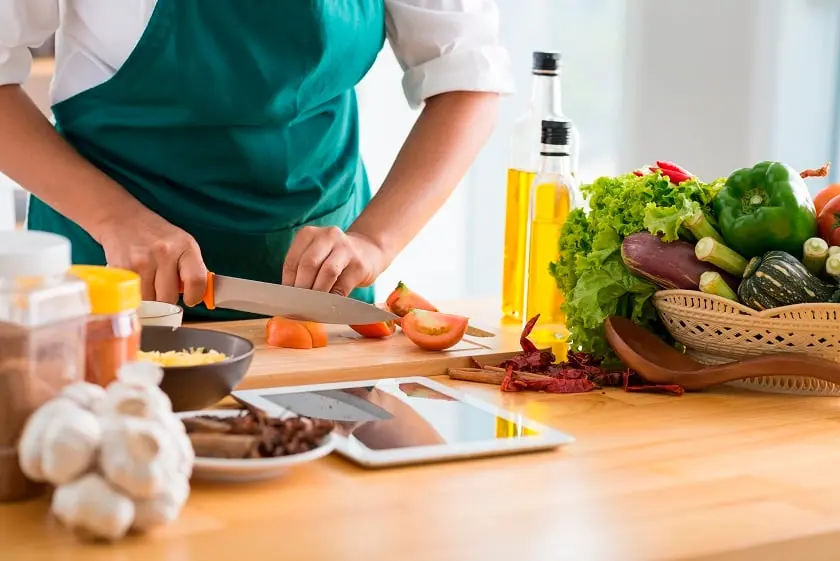 لیست خرید مواد غذایی برای برنامه‌ریزی منو