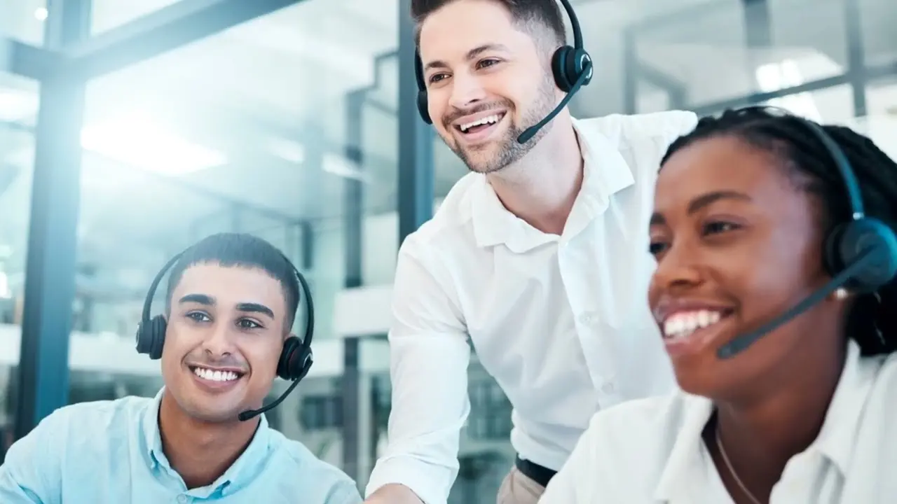 چیکار کنیم تیم پشتیبانی اطلاعات یکسان ارائه دهد؟