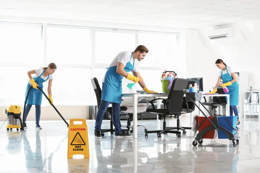 چیکار کنیم خدمات خود را آنلاین معرفی کنیم؟