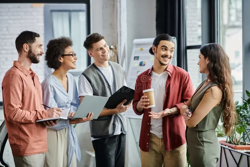 چیکار کنیم اعضای تیم را معرفی کنیم؟