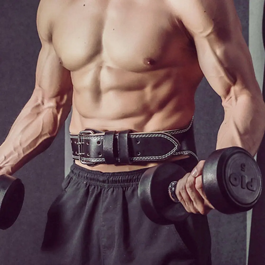 استفاده صحیح از کمربند بدنسازی در تمرینات وزنه‌برداری