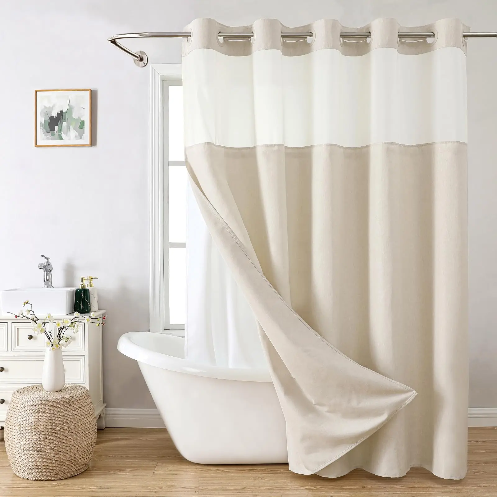 زیردوشی با طراحی مدرن و ابعاد استاندارد برای حمام