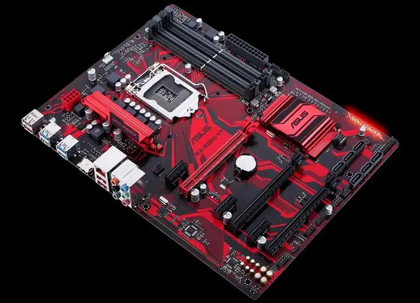 مادربرد با پشتیبانی از DDR5 و PCIe 5.0