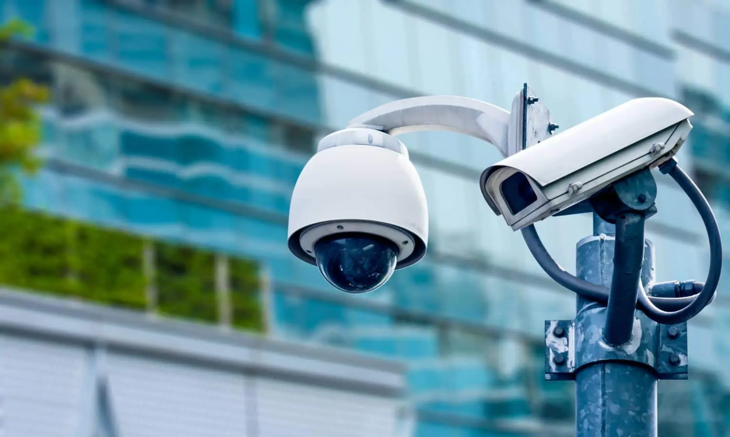 مقایسه گزینه‌های دوربین مداربسته چرخشی؛ چطور بهترین انتخاب را داشته باشیم؟