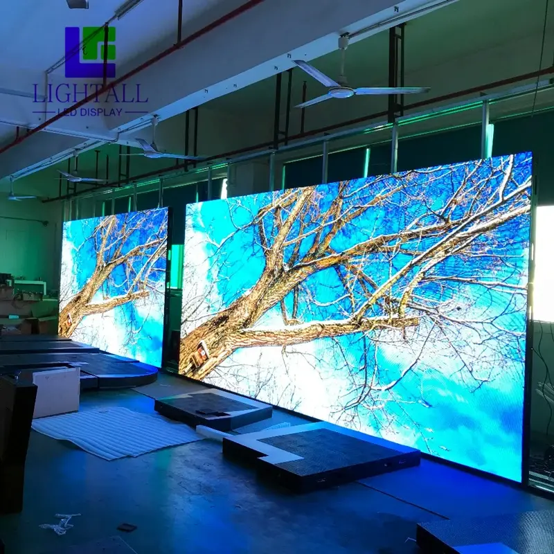 تابلو LED با مقاومت بالا در برابر شرایط جوی مختلف