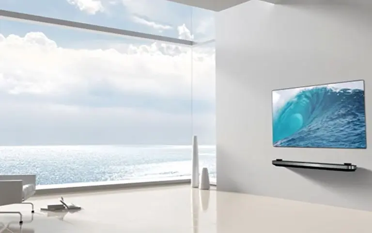 نمونه‌ای از تلویزیون LG OLED M6 با طراحی مدرن و کیفیت تصویر بالا