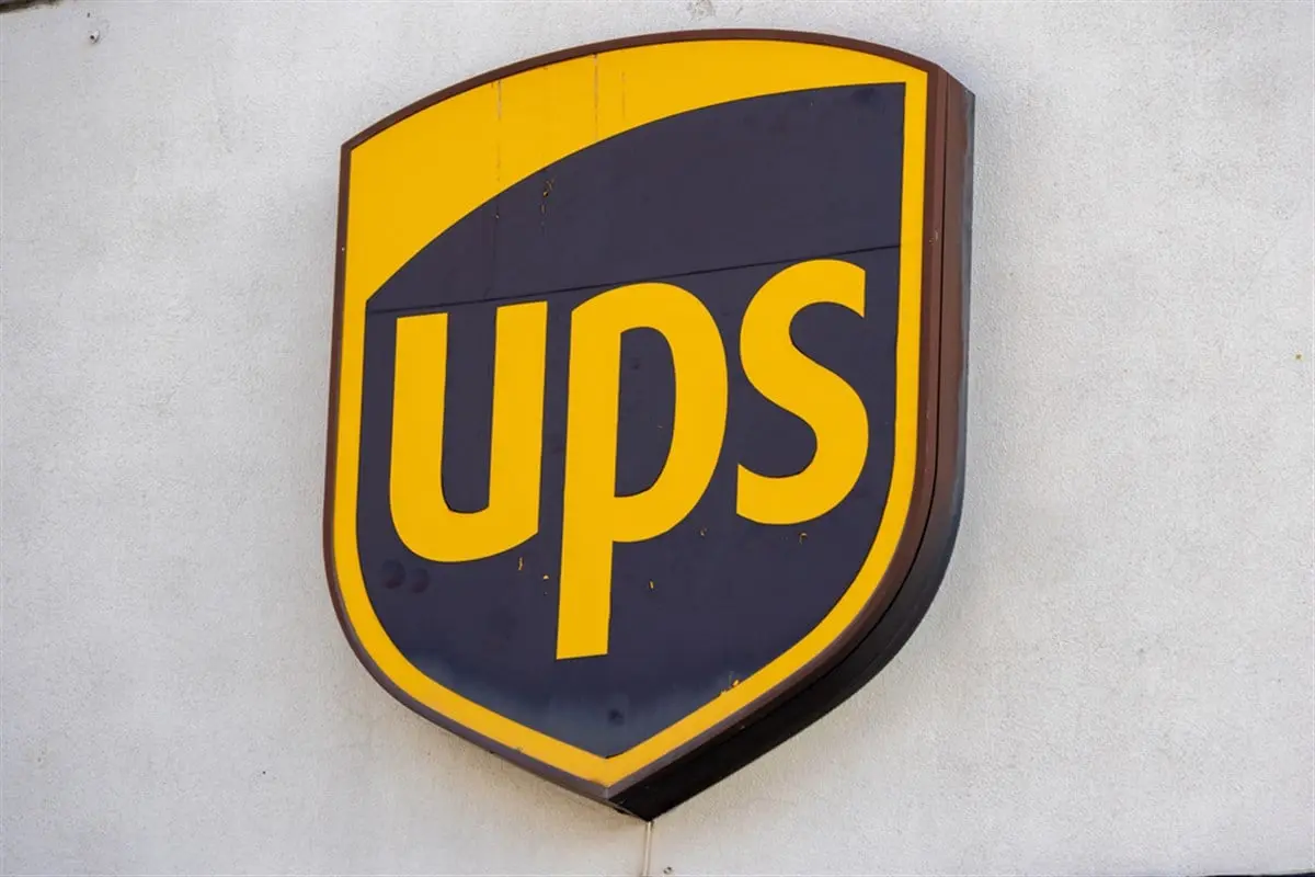 کدام UPS برای مودم انتخاب بهتری است؟ بررسی کامل و ساده